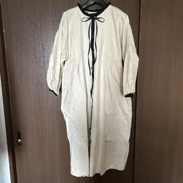 사만사 모스모스의 원피스 새상품급