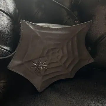 'Alchemy Gothic' 스파이더 숄더 백 거미줄 모양의 백