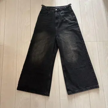 MASONPRINCE 사이드 벨트 와이드 플레어 데님 팬츠 블랙