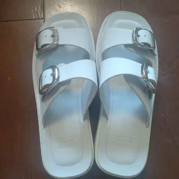 ABC마트 소프트 벨트 샌들 4.5 white