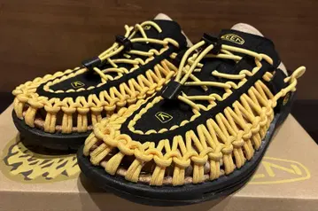 KEEN UNEEK II CONVERTIBLE X 샌들 25cm
