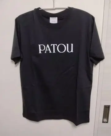 새상품 PATOU 블랙 티셔츠 S 사이즈