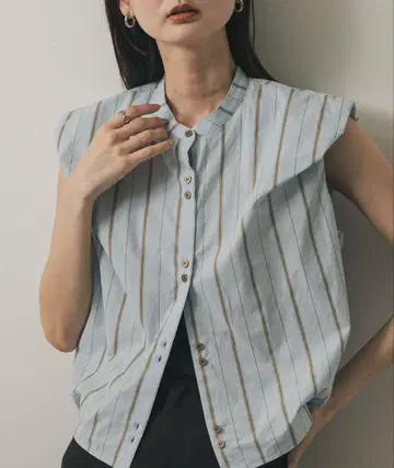 더블 버튼 벌룬 블라우스