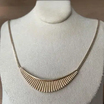 AVON 골드 컬러 목걸이