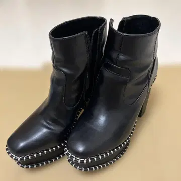 MOUSSY 블랙 플랫폼 부츠