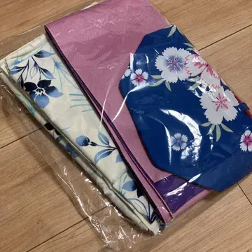 꽃무늬 기모노 (파란색, 보라색)