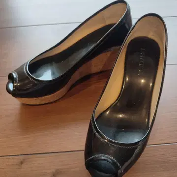 지미추[JIMMY CHOO] 22cm 웨지솔 블랙 가죽