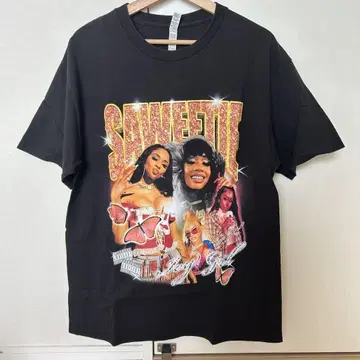 OTO GIRLS 사위티 랩 티셔츠