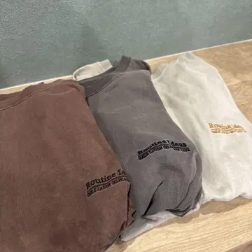 피그먼트 원포인트 자수 티셔츠 3개 세트