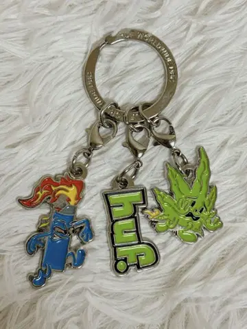 HUF FRENEMIES KEY CHAIN 3연 키링