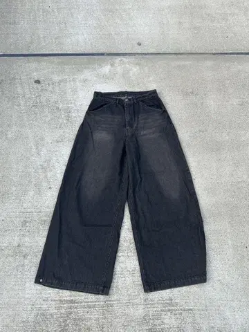 블랙 와이드 레그 배기 데님
