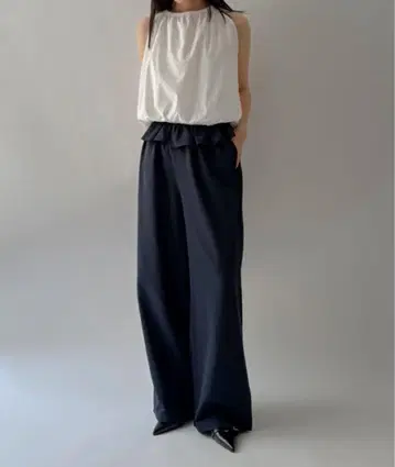 [ on:nue ] 허리 프릴 나일론 팬츠 네이비