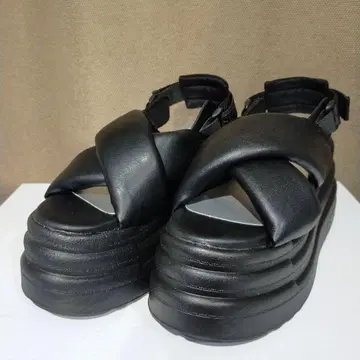 요스케 통굽 샌들(2710047) BL