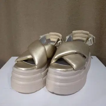 요스케 통굽 샌들(2710047)GD
