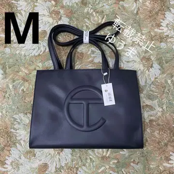 Telfar 숄더백/블랙, 사이즈는 M입니다.