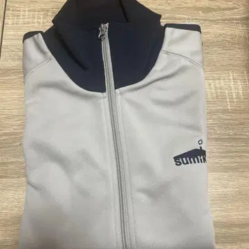 sumika 트랙 자켓 M 사이즈
