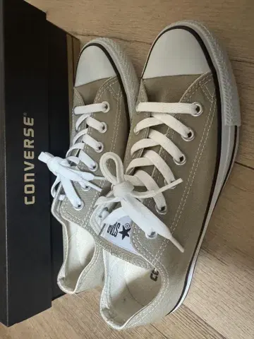 [미착용 새상품] CONVERSE 베이지 스니커즈