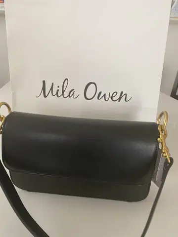 Mila Owen 블랙 숄더백