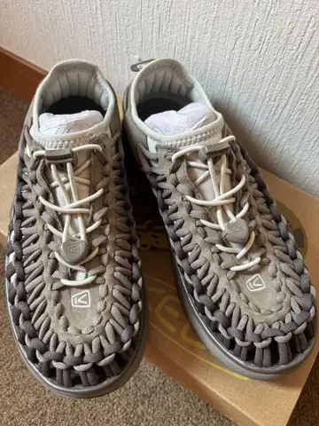 [ KEEN ] 실내 시착만 한 샌들
