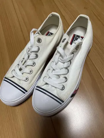 프로케즈 로얄 아메리카 화이트 24.0cm 미사용 새상품 하자품