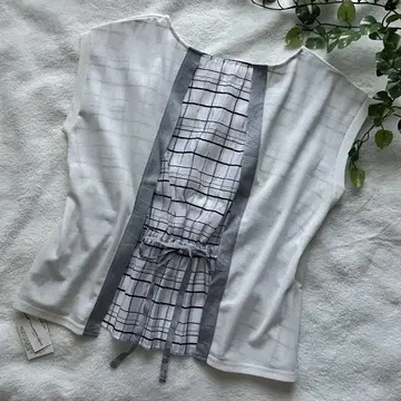 새상품급 택 포함 개럴개런트 프렌치 슬리브 셔츠 백산