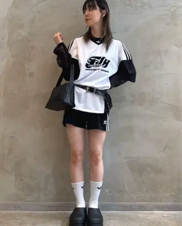 아디다스 숏 팬츠 블랙