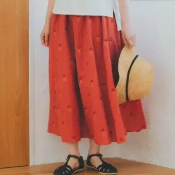 kippis x 유베시 설레는 꽃 자수 롱 스커트 RED 프리 사이즈