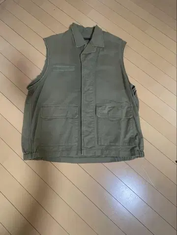 올리브 그린 슬리브리스 베스트