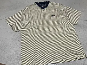 Tommy Jeans 스트라이프 V넥 셔츠