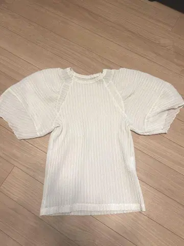 ella_selectshop eLLa 플리츠 컷 블라우스