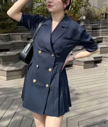 사이드 플리츠 미니 원피스