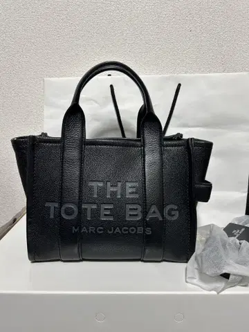 [ 7/25까지 한정 판매 ] MARC JACOBS 더 레더 토트 스몰