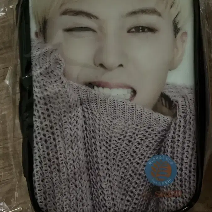 G-DRAGON Übermensch 展示会 DESK MAT 新品未使用 G-DRAGON Übermensch DESK MAT デスクマット - メルカリ