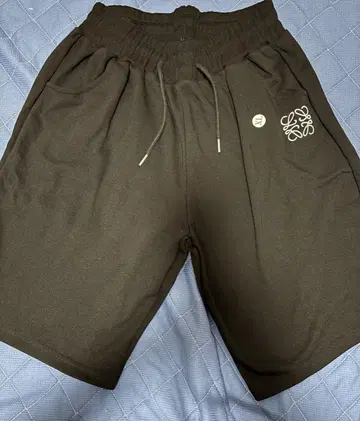 블랙 숏팬츠 로고 자수