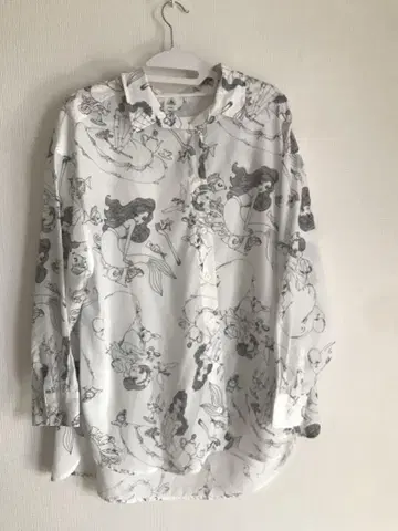 DISNEY 디즈니 프린세스 콜라보 우노 아키라 긴팔 셔츠 FREE