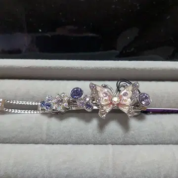 ANNA SUI 머리핀