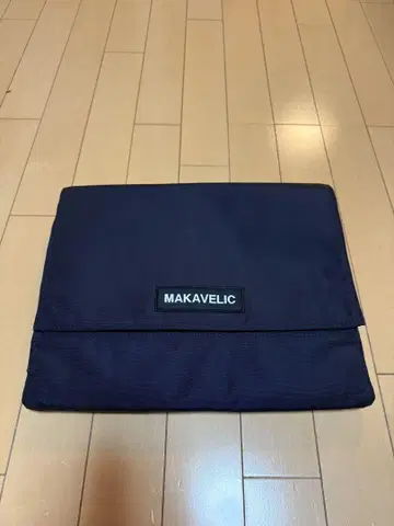 마케벨릭 클러치백 PC 케이스 BLACK