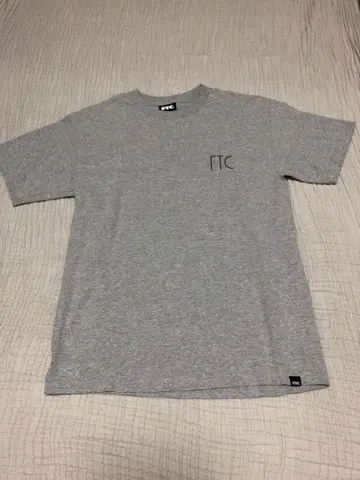 FTC 그레이 티셔츠