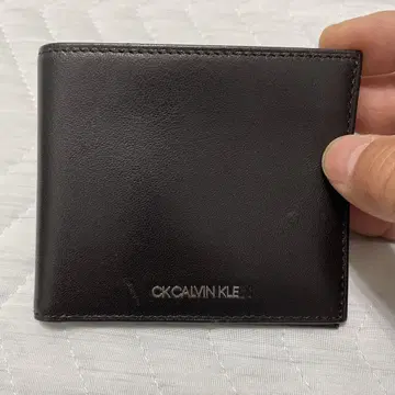 CK CALVIN KLEIN 블랙 접이식 지갑