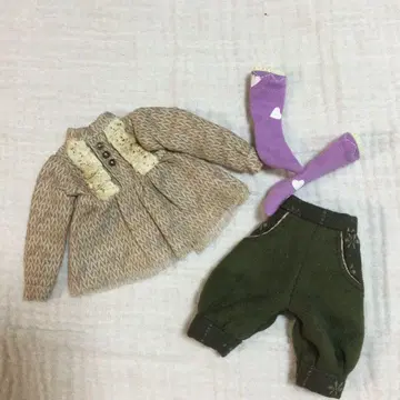 네오 브라이스 아웃핏