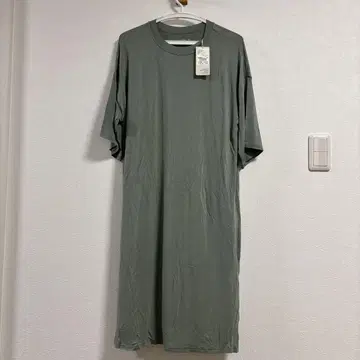 HENI 카키 티셔츠 원피스 L 사이즈