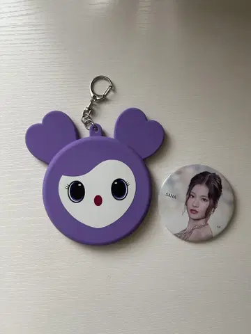 TWICE 사나 캔 배치
