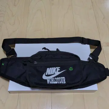 NIKE WORLD TOUR 바디백 블랙