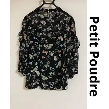 [ Petit Poudre ] 플라워 프린트 블랙 블라우스