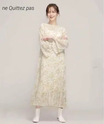 [ 새상품급 ] 누키테파 원피스 긴팔 꽃 시어 롱 포멀