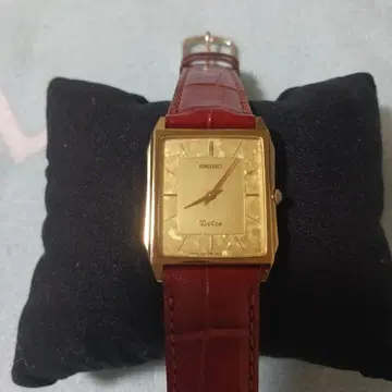새상품급 SEIKO 돌체 손목시계