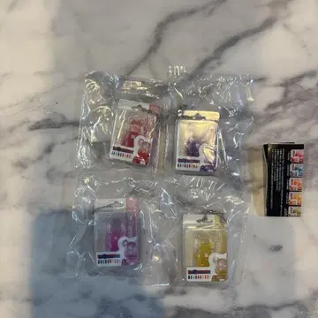 BE@RBRICK 가챠가챠