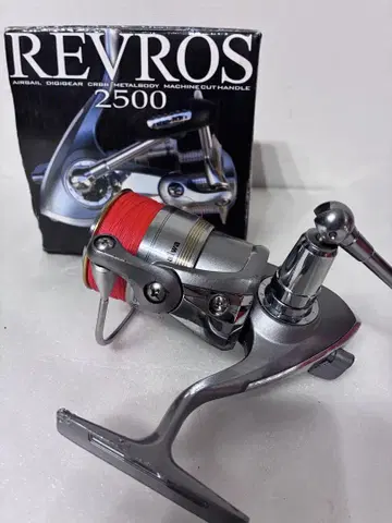 DAIWA REVROS 2500 낚시릴 낚시