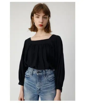 MOUSSY SQUARE NECK 블라우스 블랙 프리 사이즈