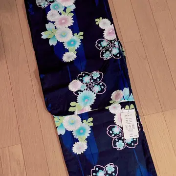 꽃무늬 네이비 컬러 유카타 [새상품]